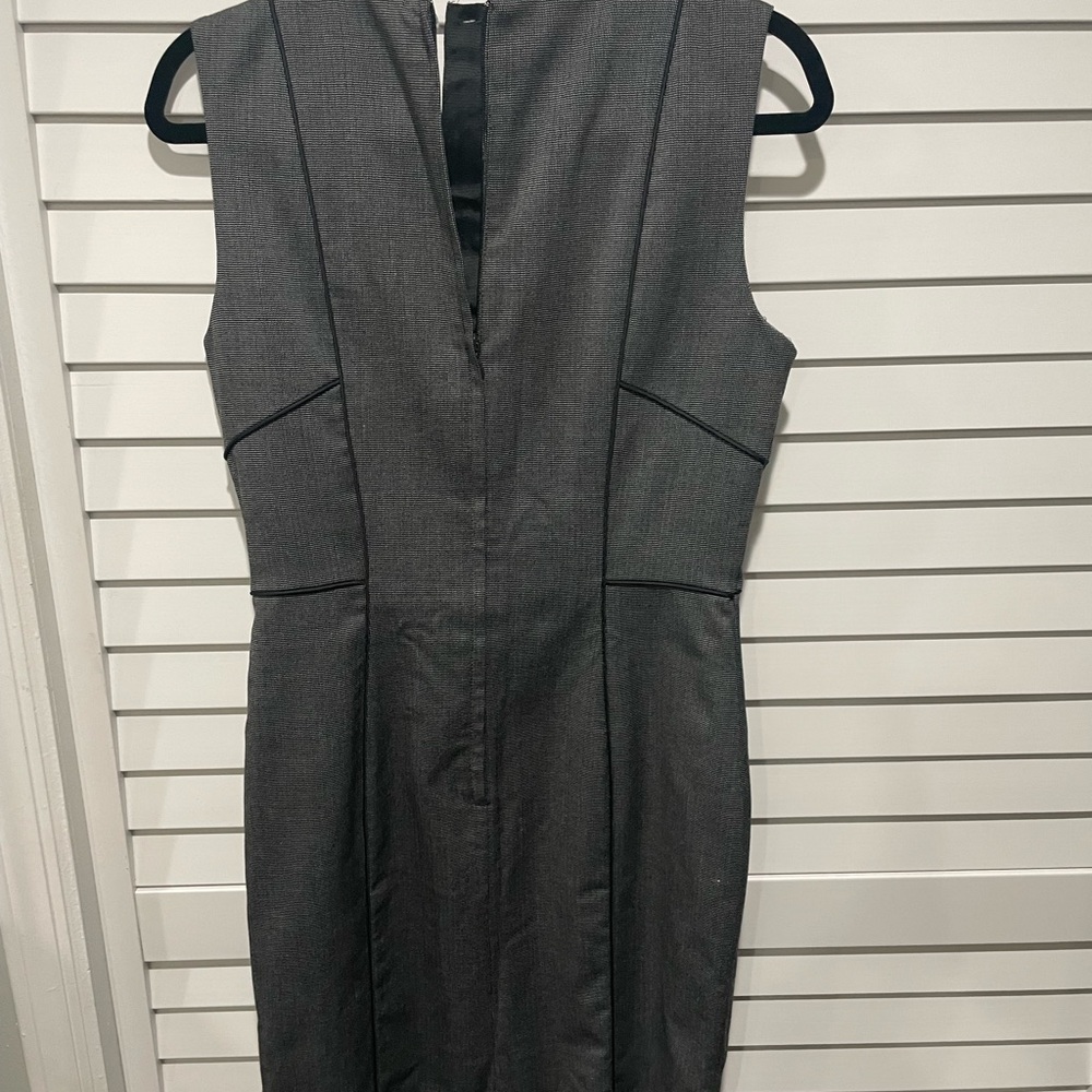 H&M DRESS - Picture 2 of 5